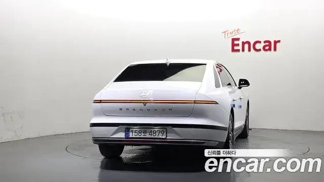 Hyundai Grandeur 2023 — Фото 4/20