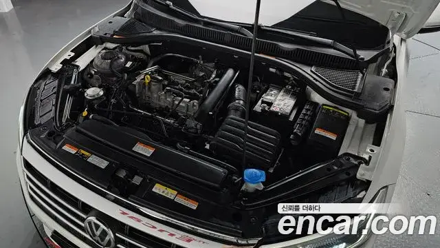 Volkswagen Jetta 2021 — Şəkil 7/36