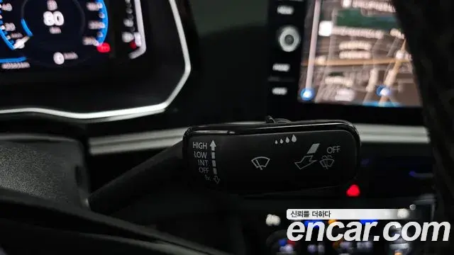 Volkswagen Jetta 2021 — Şəkil 12/36