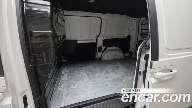 Hyundai Staria 2021 — Фото 12/20
