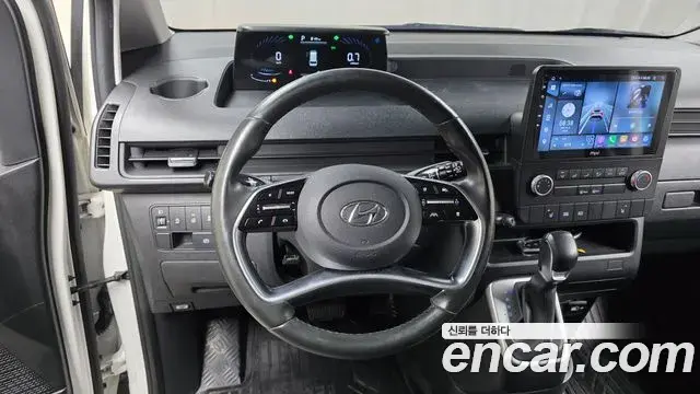 Hyundai Staria 2021 — Фото 13/20