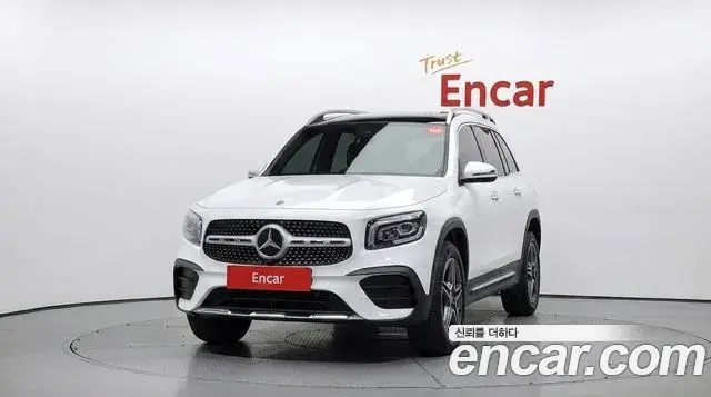 Mercedes-Benz GLB-Class 2021 — Фото 3/20