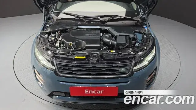 Land Rover Range Rover Evoque 2024 — ფოტო 7/20