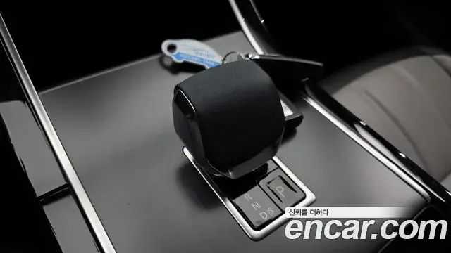 Land Rover Range Rover Evoque 2024 — ფოტო 6/20