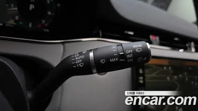 Land Rover Range Rover Evoque 2024 — ფოტო 11/20