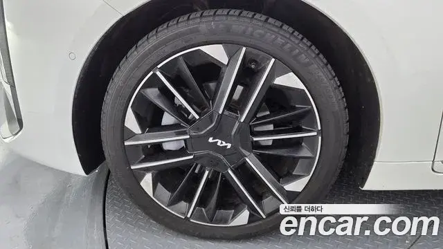 Kia K8 2024 — Şəkil 14/20