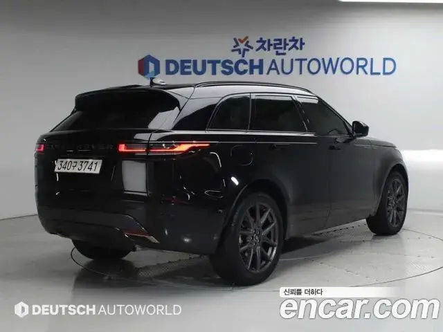 Land Rover Range Rover Velar 2025 — Photo 11/20
