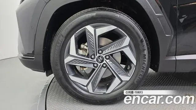 Hyundai Tucson Hybrid 2022 — Şəkil 27/31