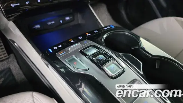 Hyundai Tucson Hybrid 2022 — Şəkil 16/31