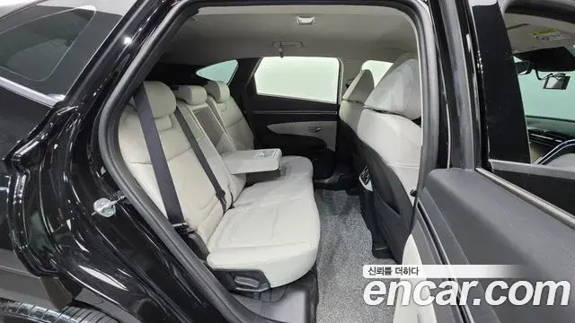 Hyundai Tucson Hybrid 2022 — Şəkil 12/31