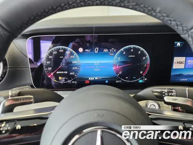 Mercedes-Benz AMG GT 2025 — Photo 1/20
