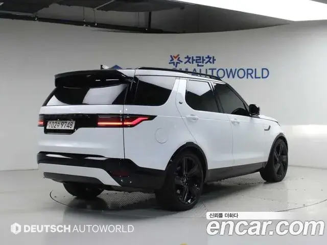 Land Rover Discovery 5 2024 — Фото 1/20