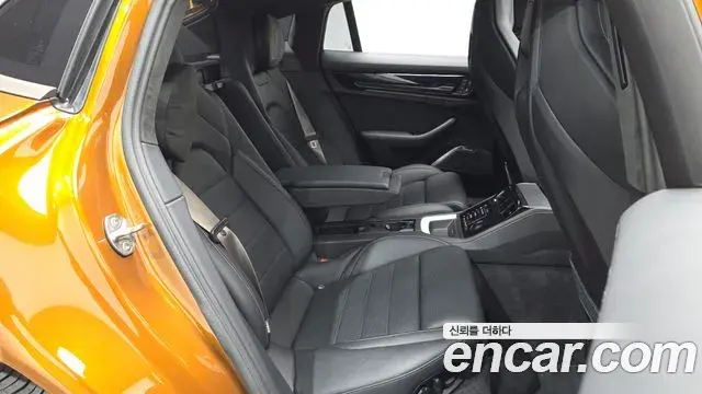 Porsche Panamera 2024 — Şəkil 18/20