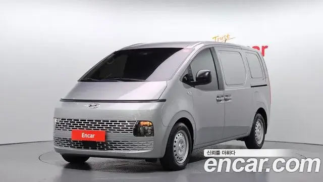 Hyundai Staria 2021 — Фото 1/20