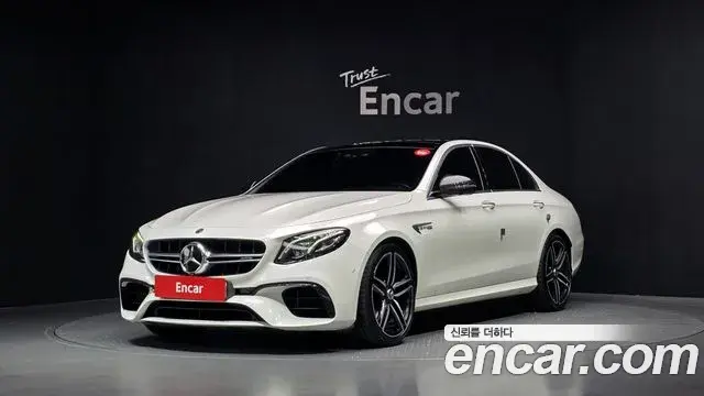 Mercedes-Benz E-Class 2018 — Фото 1/20