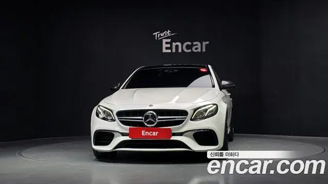 Mercedes-Benz E-Class 2018 — Фото 3/20