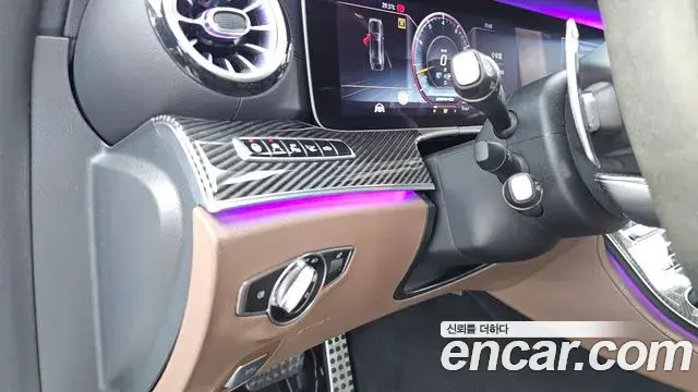 Mercedes-Benz E-Class 2018 — ფოტო 2/32
