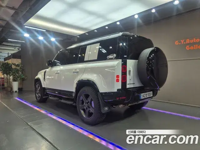 Land Rover Defender 2025 — Şəkil 17/20