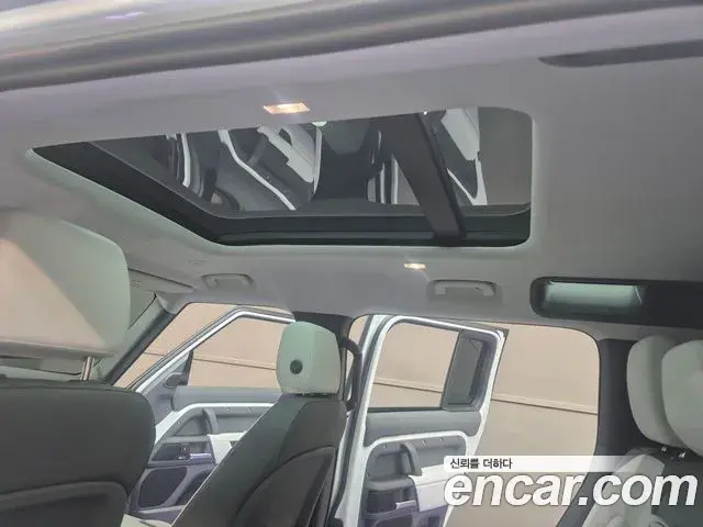 Land Rover Defender 2025 — Şəkil 19/20