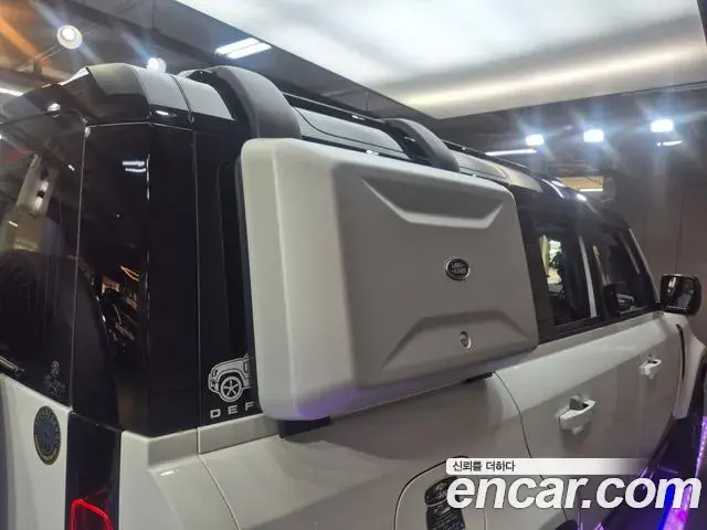 Land Rover Defender 2025 — Şəkil 7/20