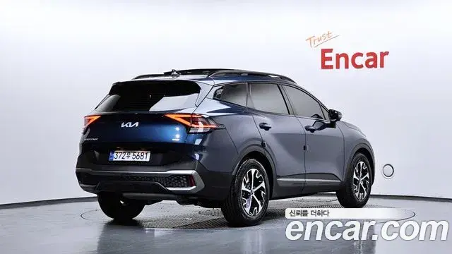 Kia Sportage 2024 — ფოტო 17/20