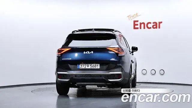 Kia Sportage 2024 — ფოტო 5/20