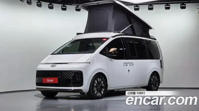 Hyundai Staria 2024 — ფოტო 18/38