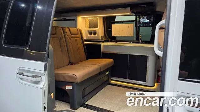 Hyundai Staria 2024 — ფოტო 28/38