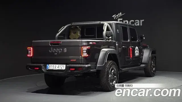 Jeep Gladiator 2022 — Şəkil 9/30