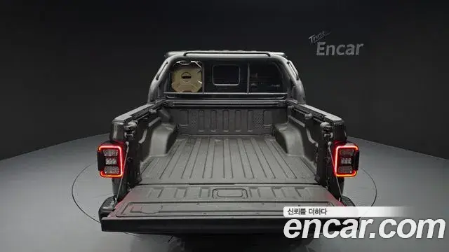 Jeep Gladiator 2022 — Şəkil 12/30