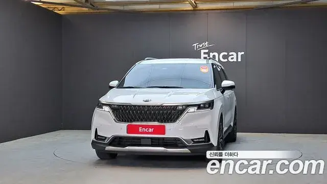 Kia Carnival 2021 — Photo 25/34