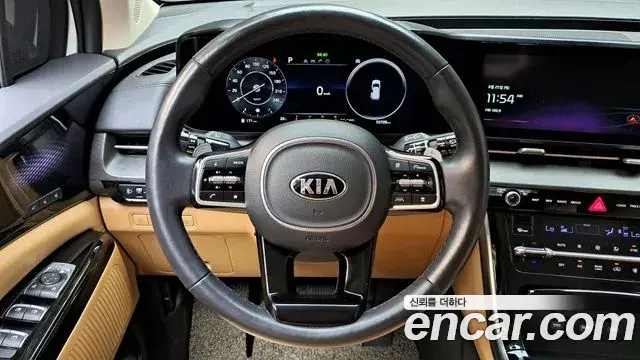 Kia Carnival 2021 — Photo 7/34