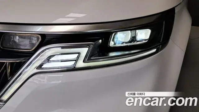 Kia Carnival 2021 — Photo 15/34