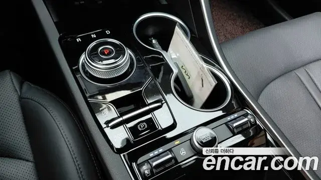 Kia K5 2021 — Photo 24/33
