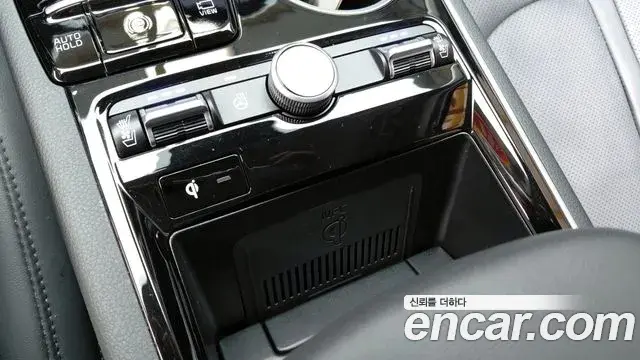 Kia K5 2021 — Photo 2/33