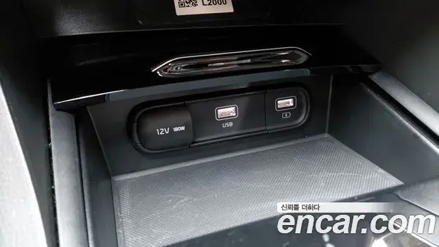 Kia K5 2021 — Photo 6/33