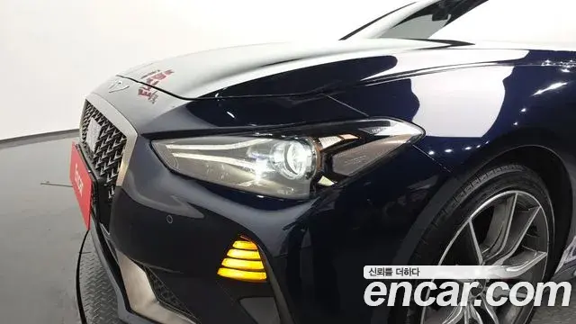 Genesis G70 2019 — Photo 27/37