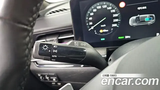 Kia K5 2024 — Photo 19/34