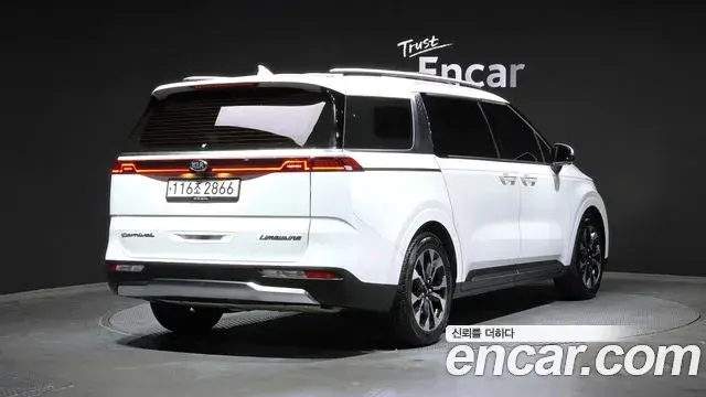 Kia Carnival 2021 — Şəkil 2/20