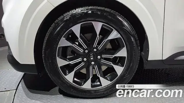 Kia Carnival 2021 — Şəkil 5/20