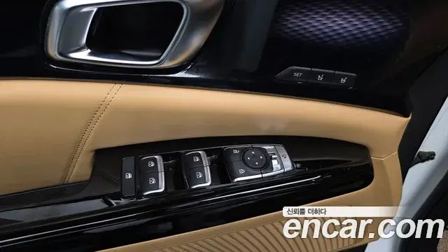 Kia Carnival 2021 — Şəkil 16/20