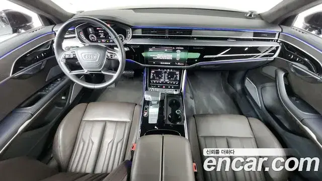 Audi A8 2021 — Фото 9/20