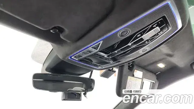 Audi A8 2021 — Photo 6/37