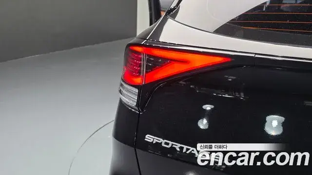 Kia Sportage 2022 — Photo 7/32