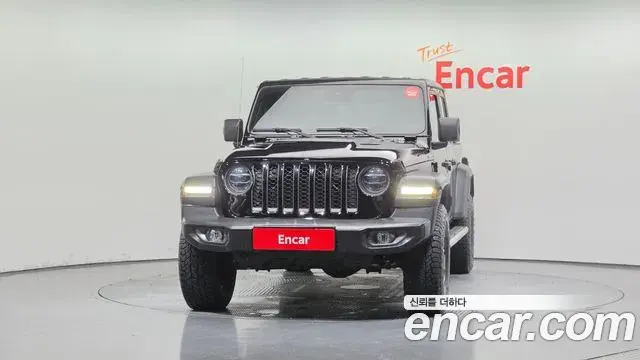 Jeep Gladiator 2021 — Photo 28/30