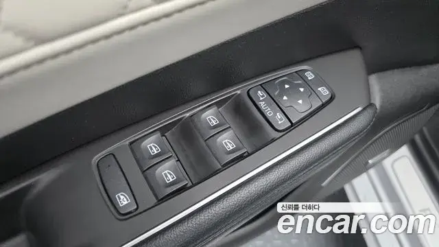 Renault Samsung SM6 2020 — Фото 13/20