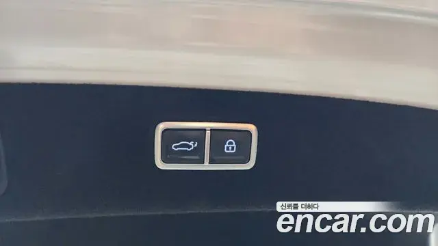 Genesis G90 2022 — Şəkil 18/37