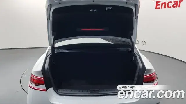 Genesis G90 2022 — Şəkil 1/37