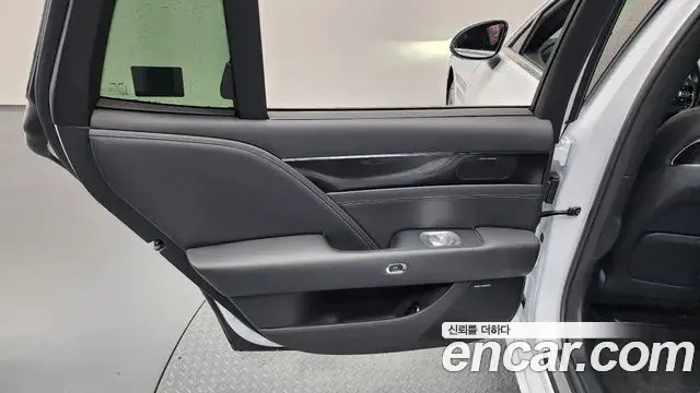 Genesis G90 2022 — Şəkil 3/37