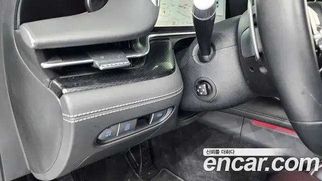 Genesis G90 2022 — Şəkil 36/37
